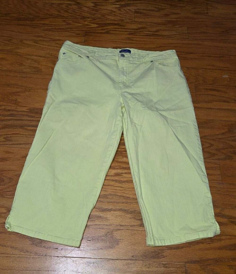 Kim Rogers Women's Lime Green Capri Pants, Size 14